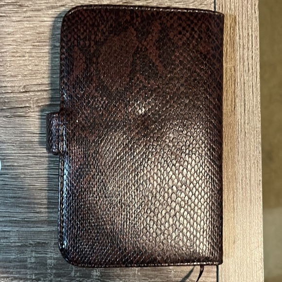 Patchwork drawstring bucket bag with companion wallet - Picture 7 of 7